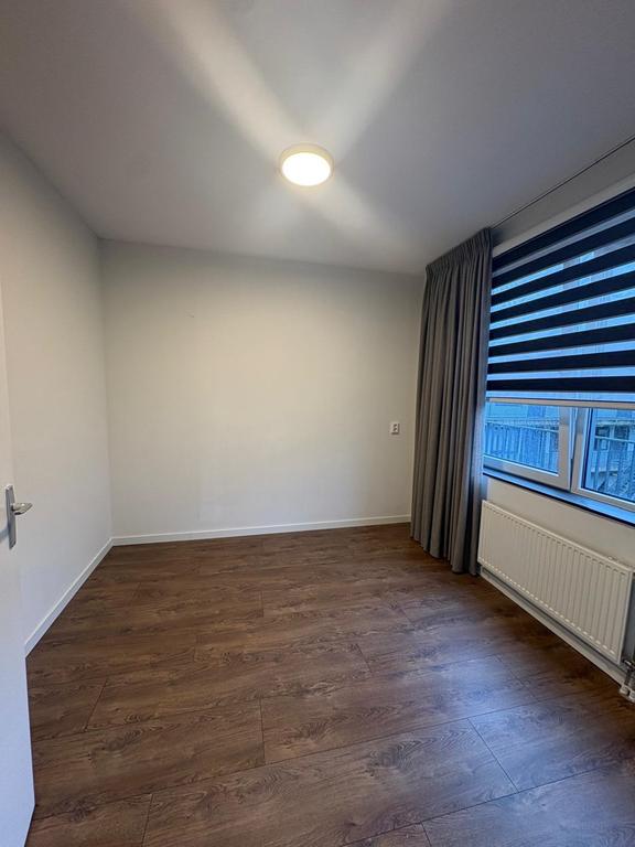 90 m² wonen met balkon in Osdorp - Afbeelding 12