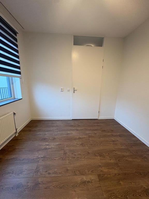 90 m² wonen met balkon in Osdorp - Afbeelding 13