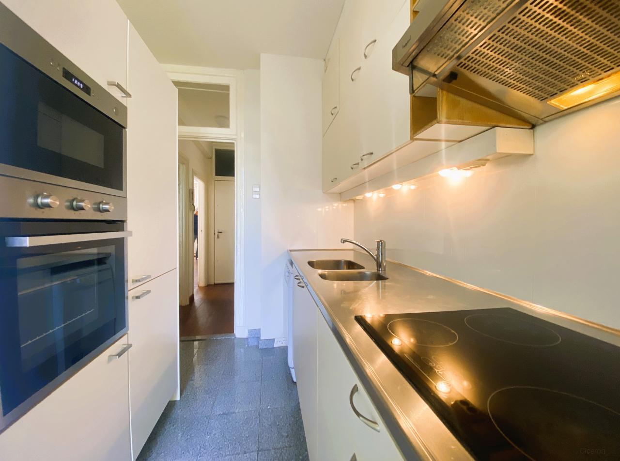 Furnished Living Next to Vondelpark - Image 5
