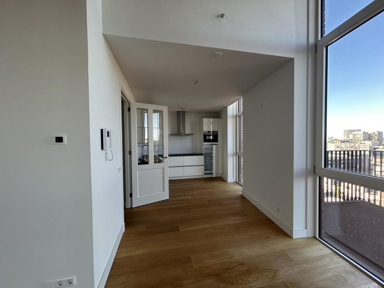 108 m² of living space with balcony by the IJ - Image 3