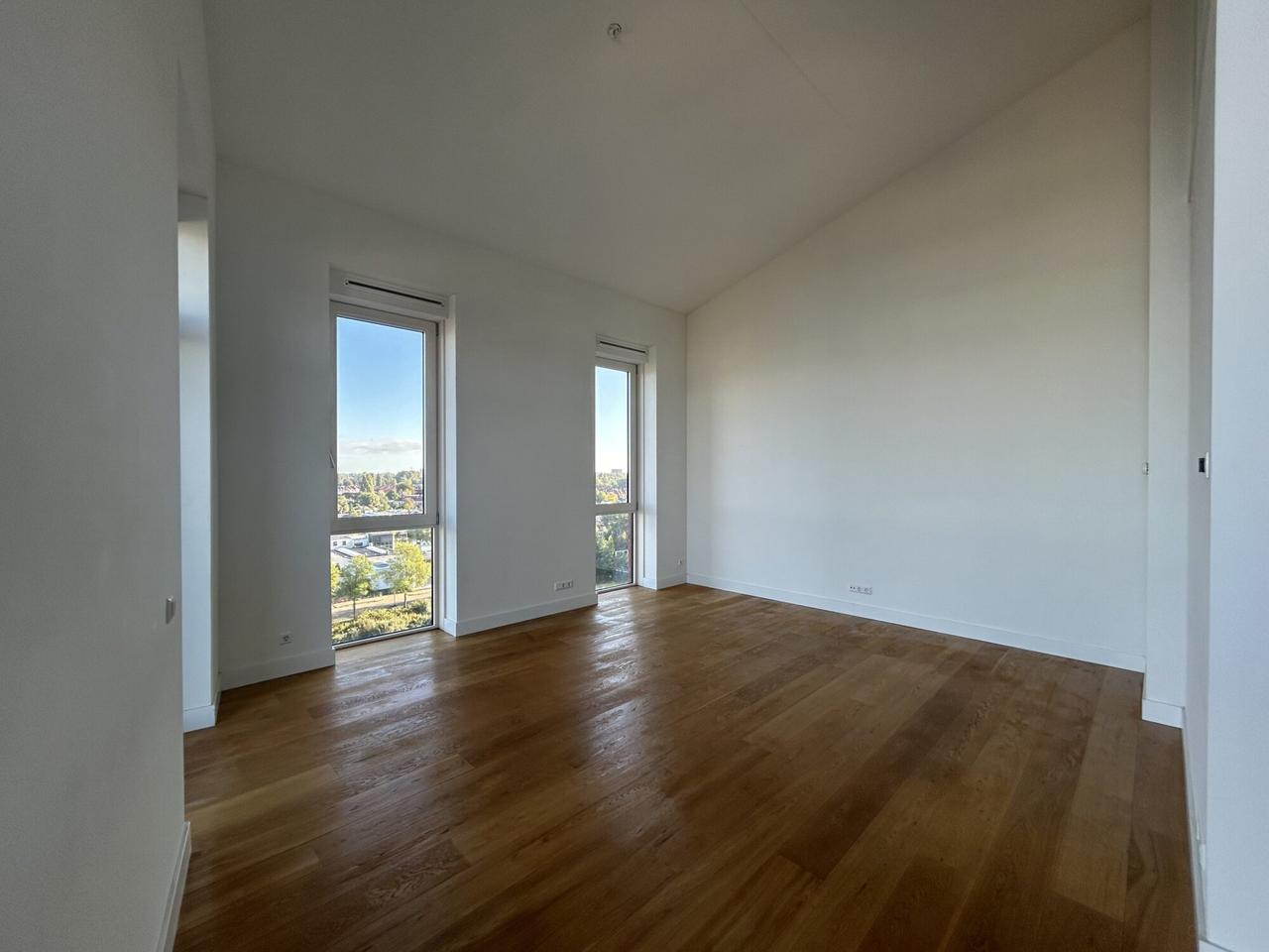 108 m² of living space with balcony by the IJ - Image 4