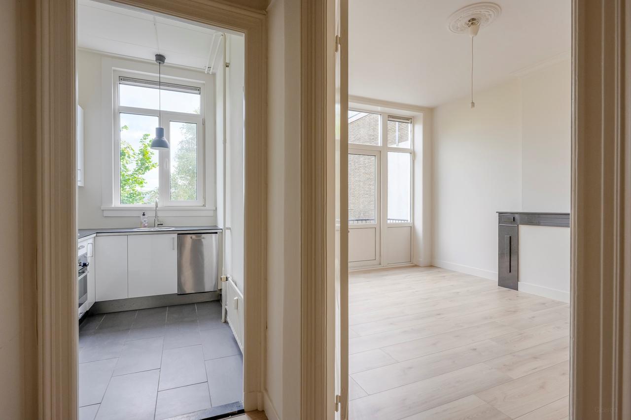 Centraal wonen met balkon en 2 slaapkamers - Afbeelding 11