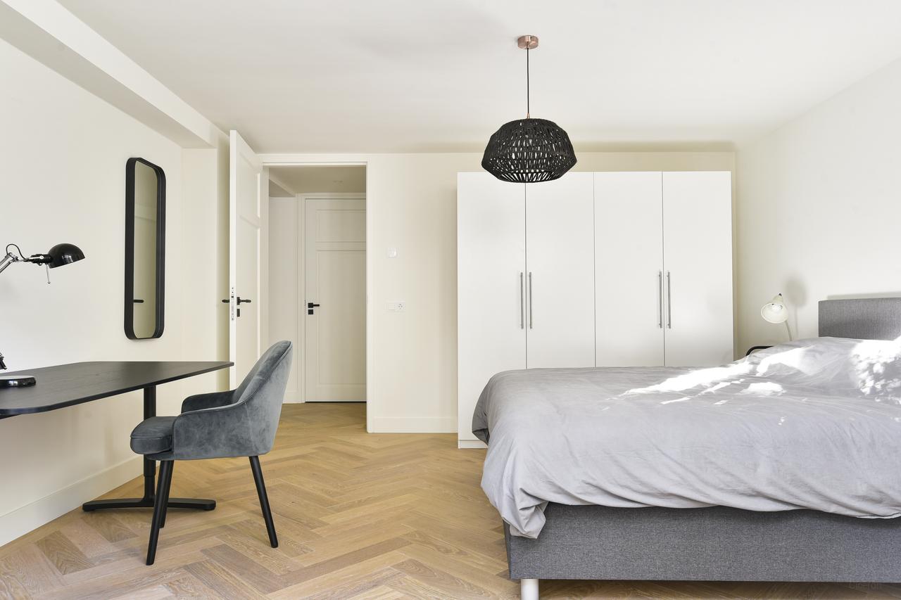 112 m² living between city, park and beach - Image 15