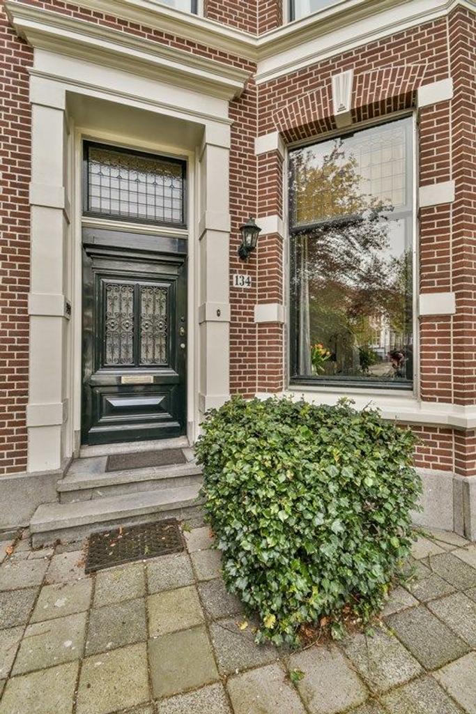 Historic townhouse with garden on Zijlweg - Image 2