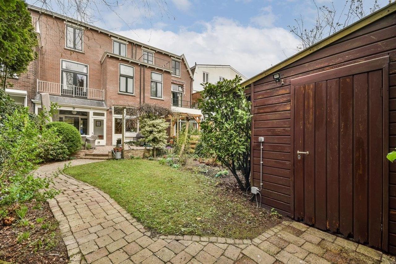 Historic townhouse with garden on Zijlweg - Image 15