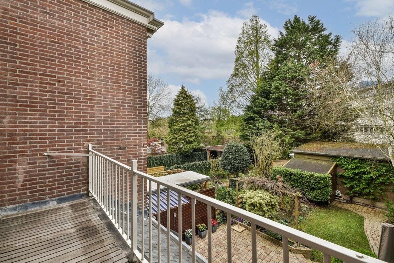 Historic townhouse with garden on Zijlweg - Image 22