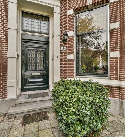 Historic townhouse with garden on Zijlweg - Image 33