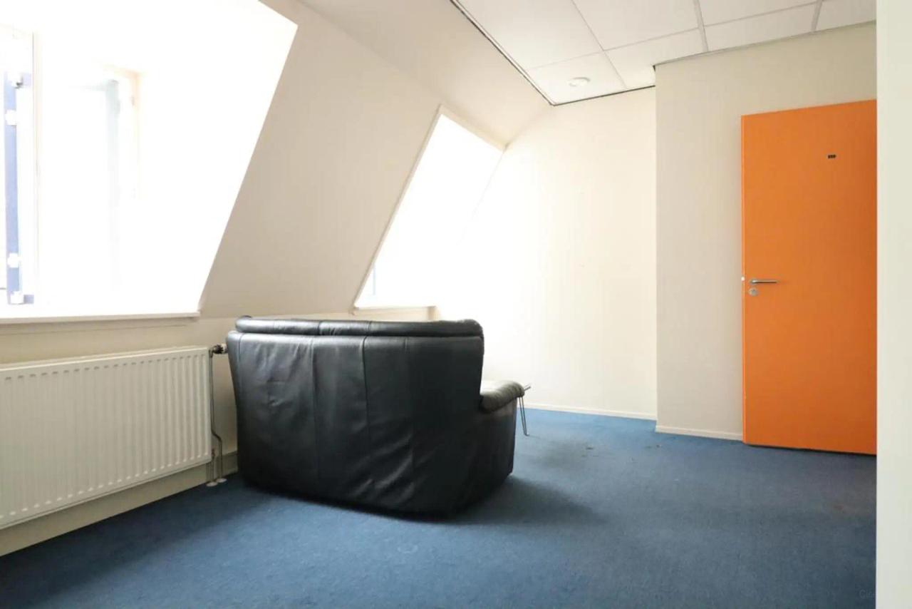 Studentenkamer van 15 m² in centrum Zeist - Afbeelding 3