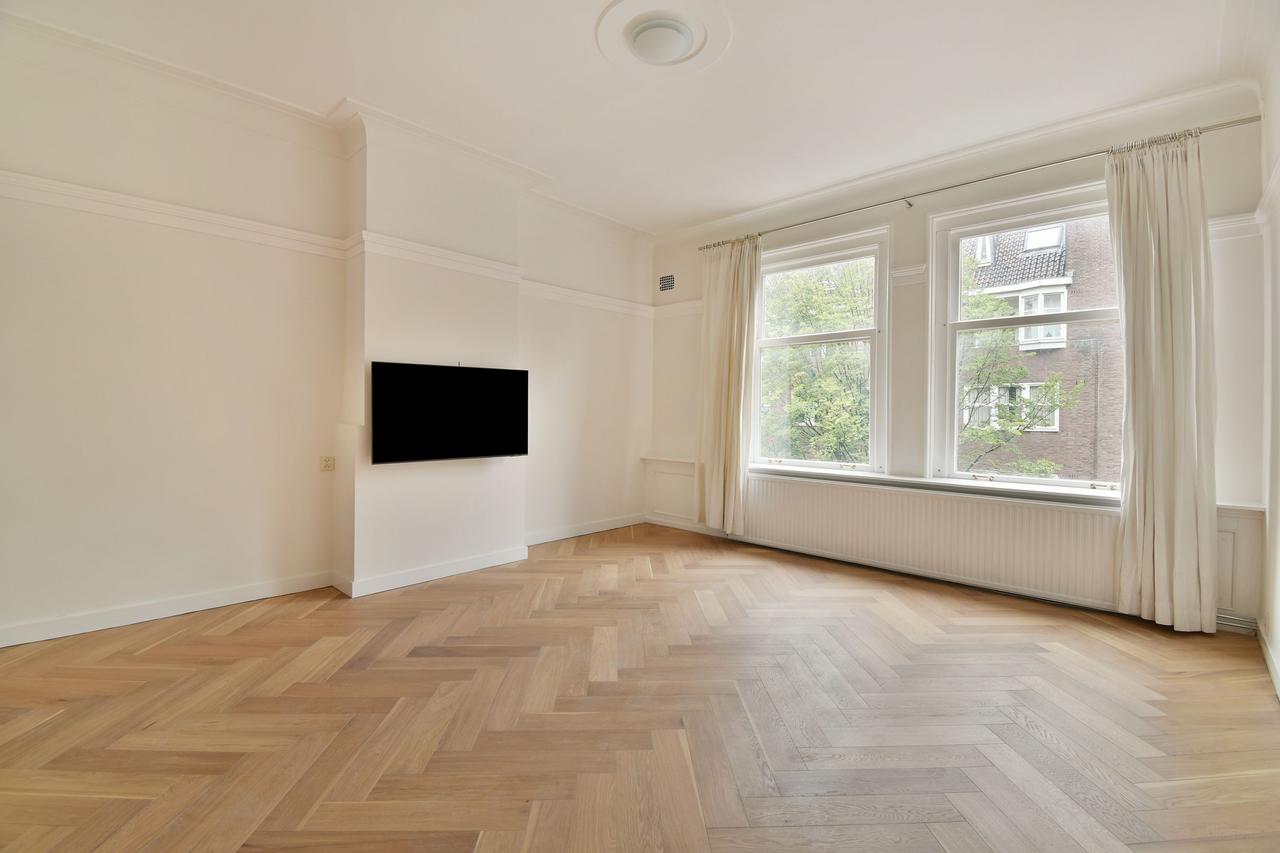 Unfurnished living in the Apollobuurt - Image 3