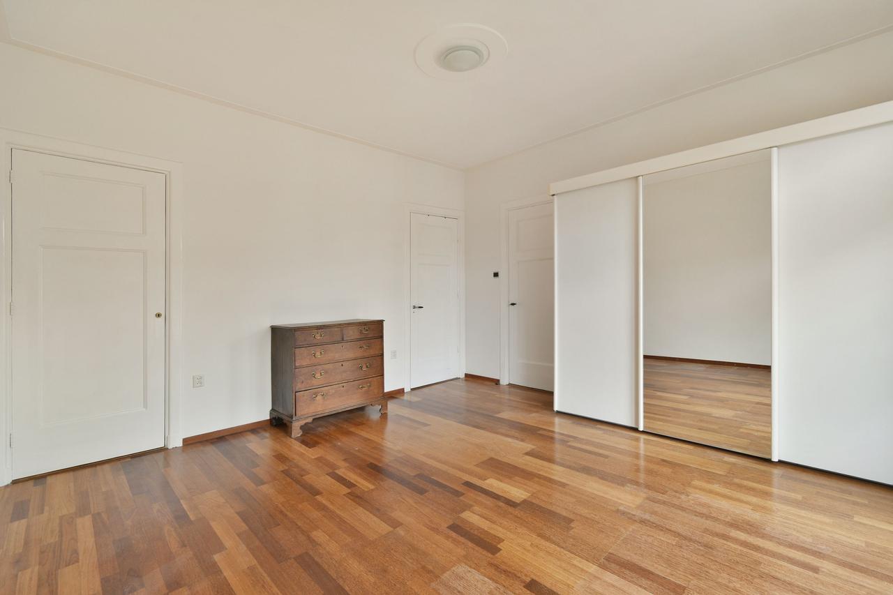 Unfurnished living in the Apollobuurt - Image 16