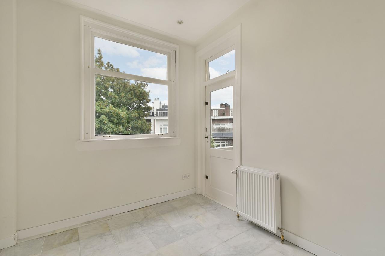 Unfurnished living in the Apollobuurt - Image 18