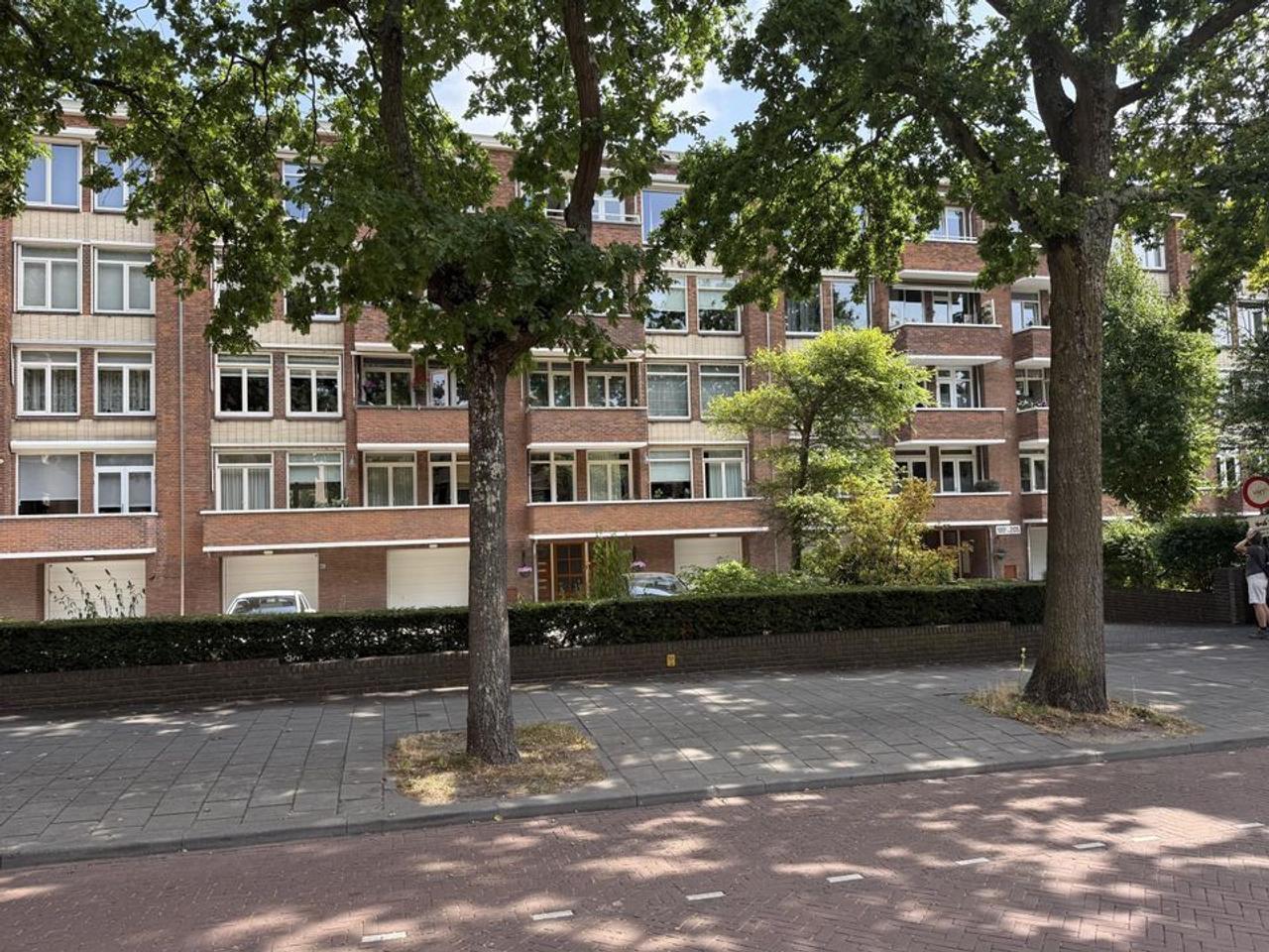 102 m² wonen in Bloemenbuurt-West - Afbeelding 1