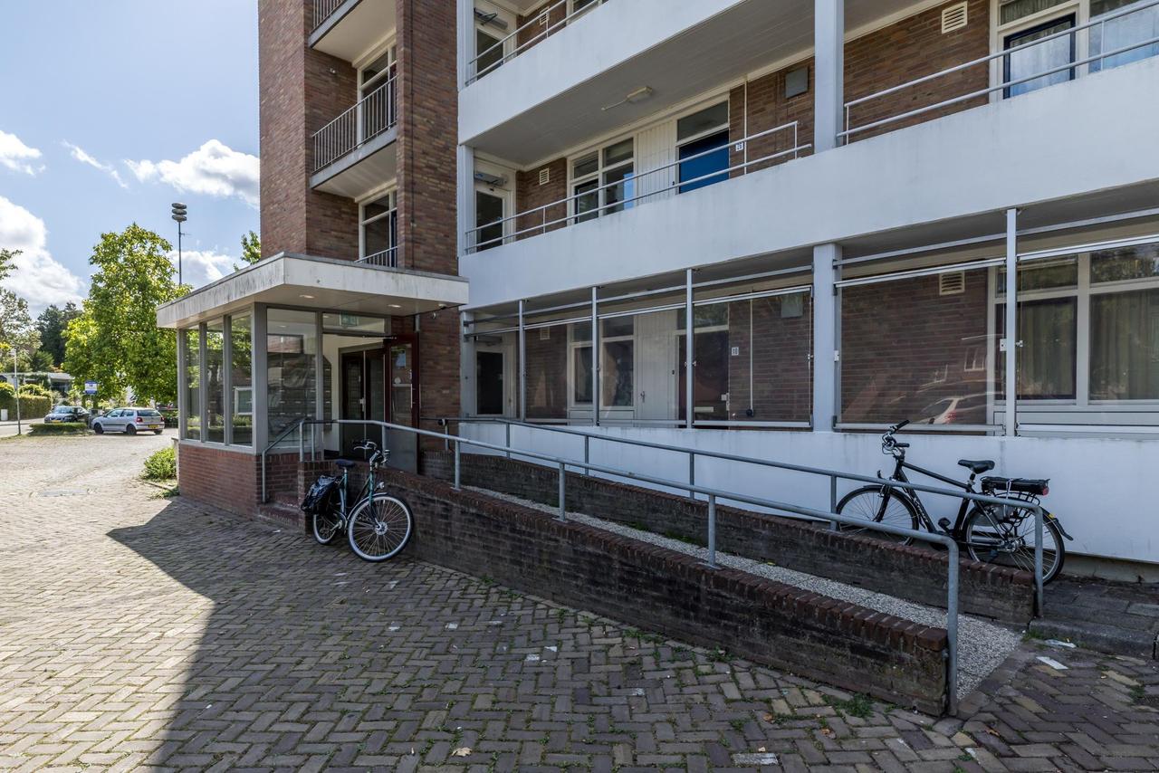 Studio with balcony on the fifth floor - Image 2