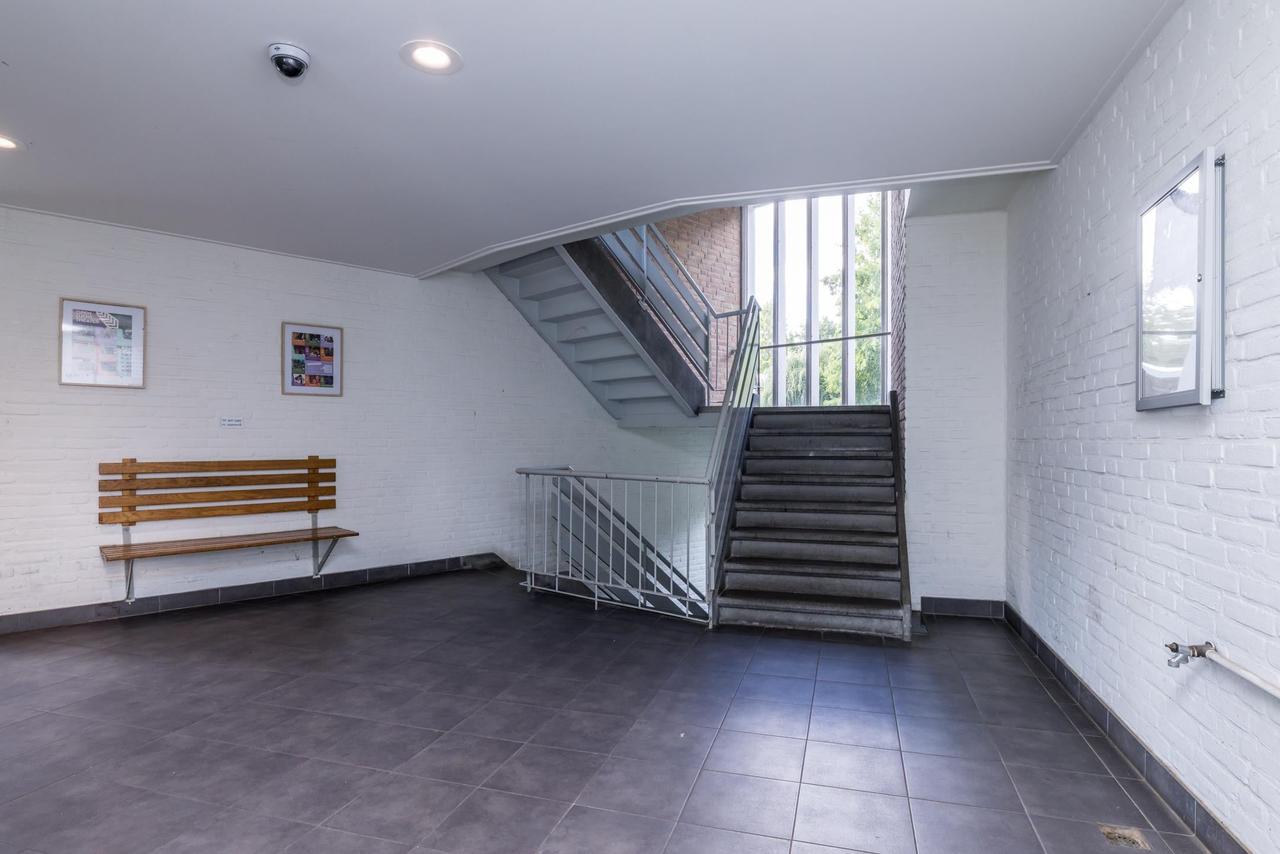 Studio with balcony on the fifth floor - Image 3