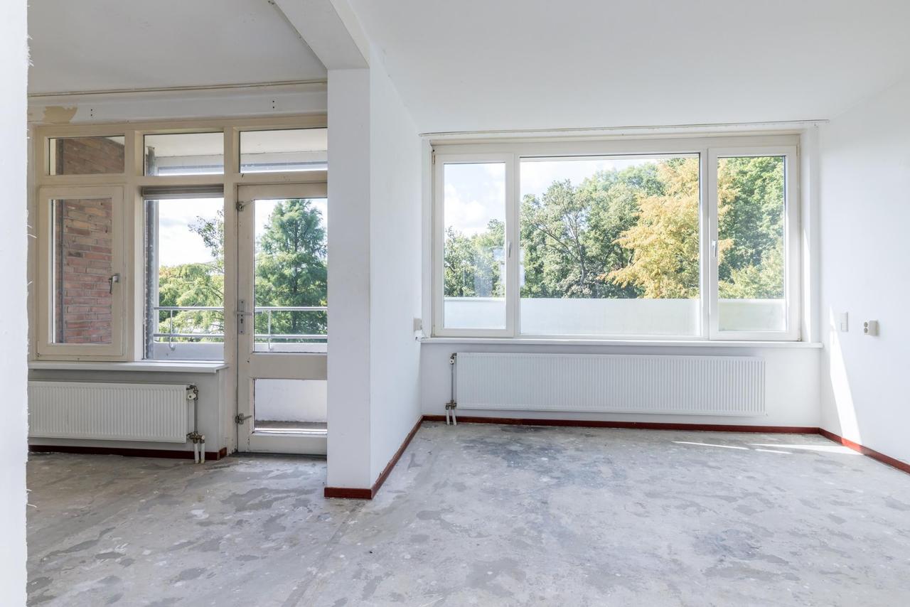 Studio with balcony on the fifth floor - Image 4