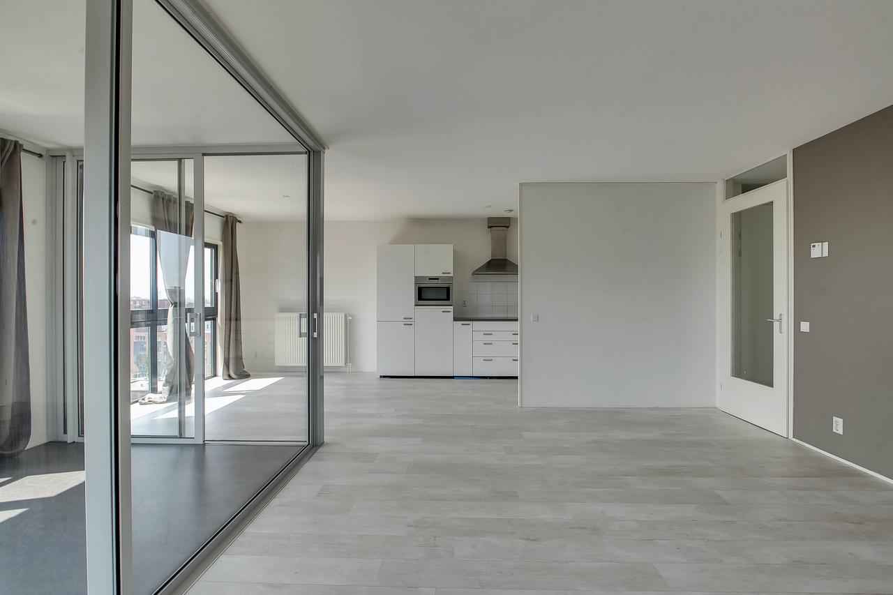 92 m² of living space with balcony on IJburg - Image 3