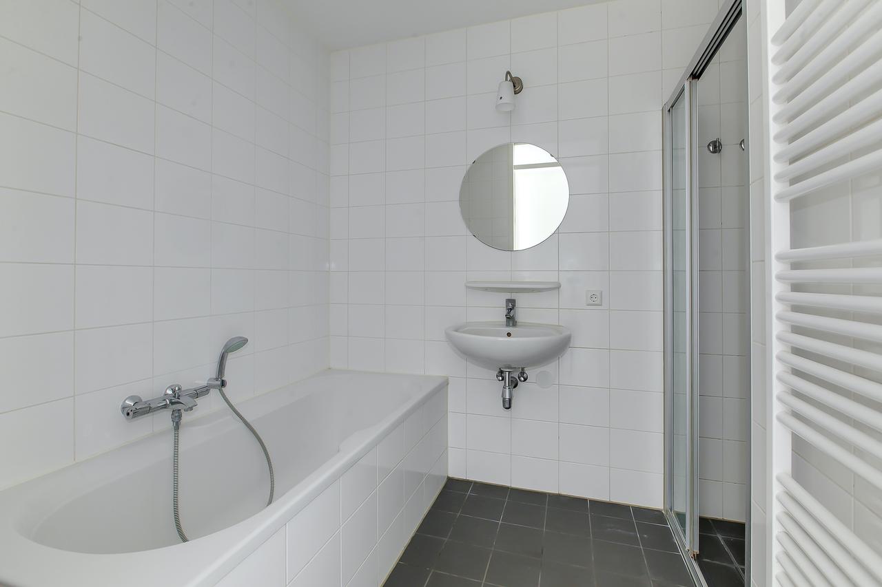 92 m² of living space with balcony on IJburg - Image 10