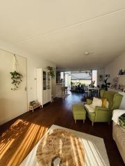 Five Bedrooms and Sunny Garden in Grasrijk - Image 6