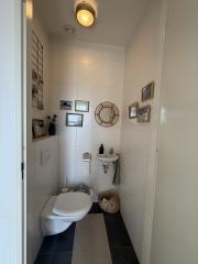 Five Bedrooms and Sunny Garden in Grasrijk - Image 11