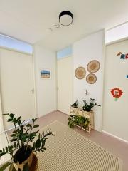 Five Bedrooms and Sunny Garden in Grasrijk - Image 26