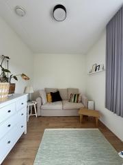 Five Bedrooms and Sunny Garden in Grasrijk - Image 31