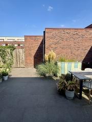 Five Bedrooms and Sunny Garden in Grasrijk - Image 37