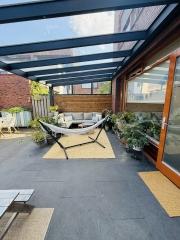 Five Bedrooms and Sunny Garden in Grasrijk - Image 39