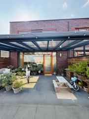 Five Bedrooms and Sunny Garden in Grasrijk - Image 40