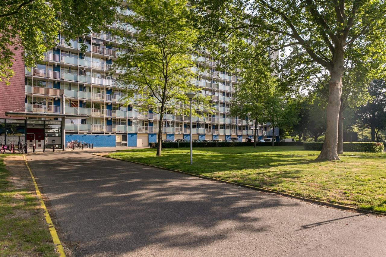 Zuidbalkon met uitzicht over Sittard - Afbeelding 3