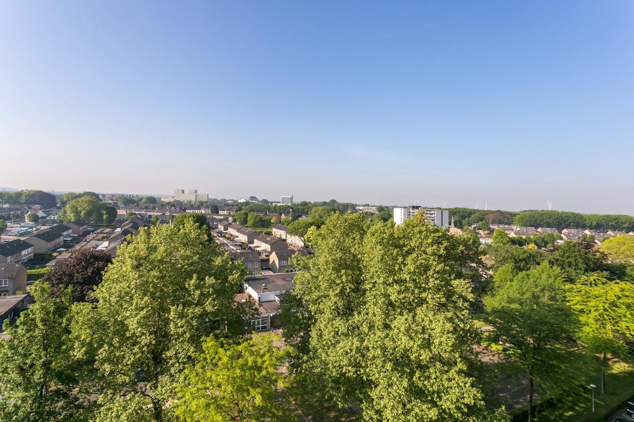 Zuidbalkon met uitzicht over Sittard - Afbeelding 20