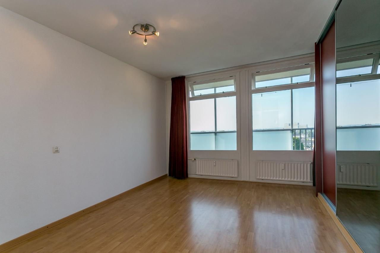 Zuidbalkon met uitzicht over Sittard - Afbeelding 21