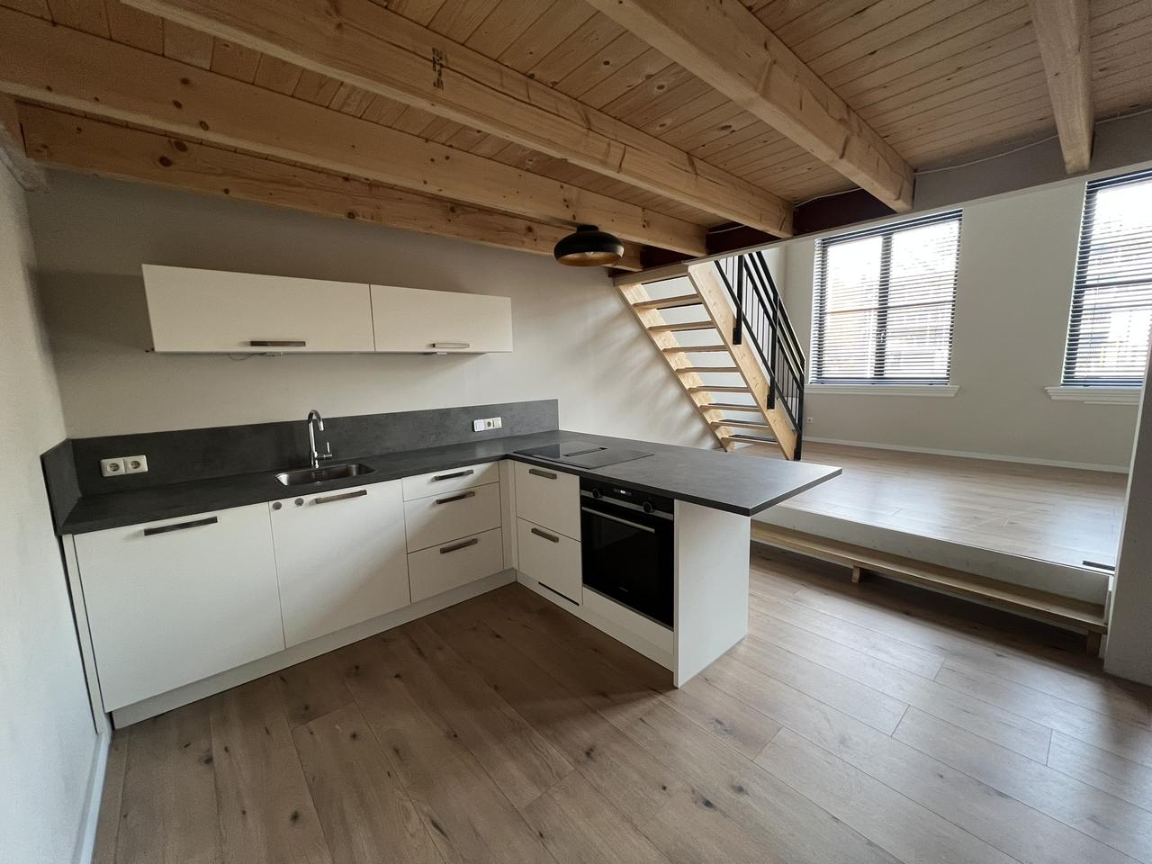 77 m² huurappartement in Hengelo - Afbeelding 3