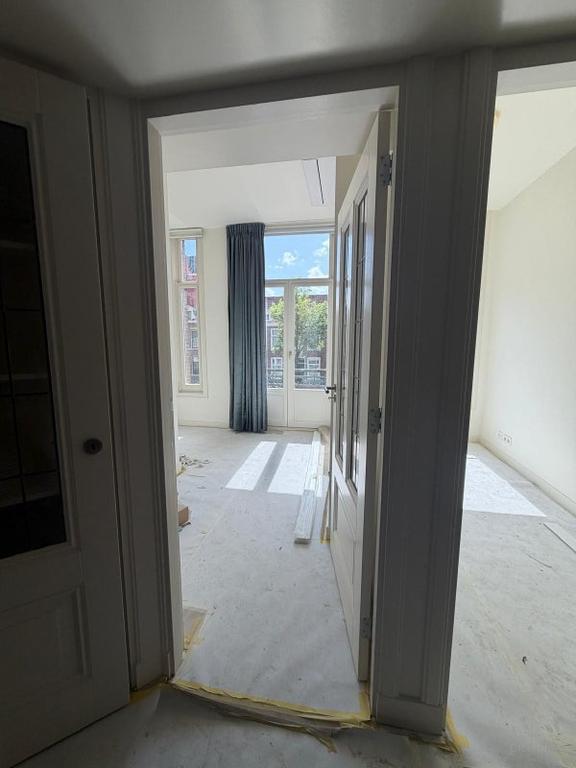 Renovated Apartment with Private Terrace - Image 4