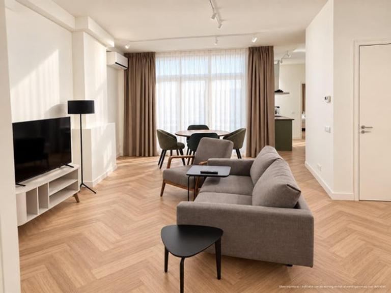 Furnished apartment with terrace on Overtoom - Image 4