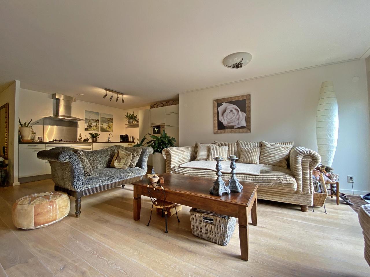 185 m² woonruimte met zonnige tuin en garage - Afbeelding 13