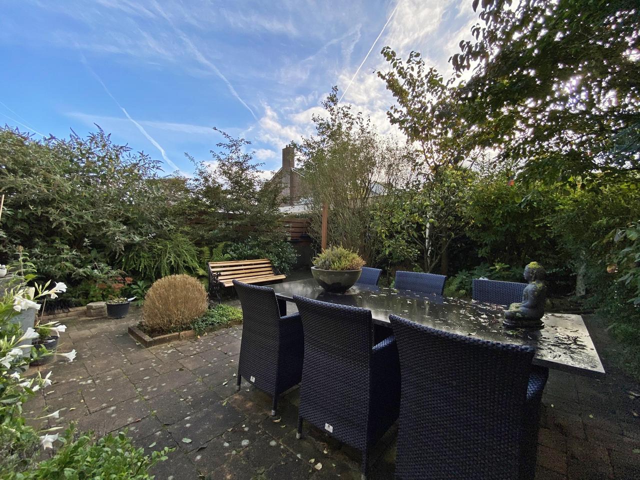 185 m² woonruimte met zonnige tuin en garage - Afbeelding 17