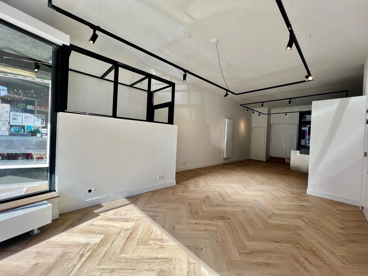 Gerenoveerd 4-kamerappartement met tuin - Afbeelding 2