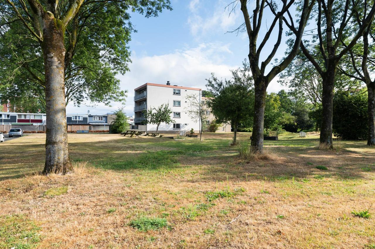 Gezinswoning met diepe tuin in Damrif - Afbeelding 30