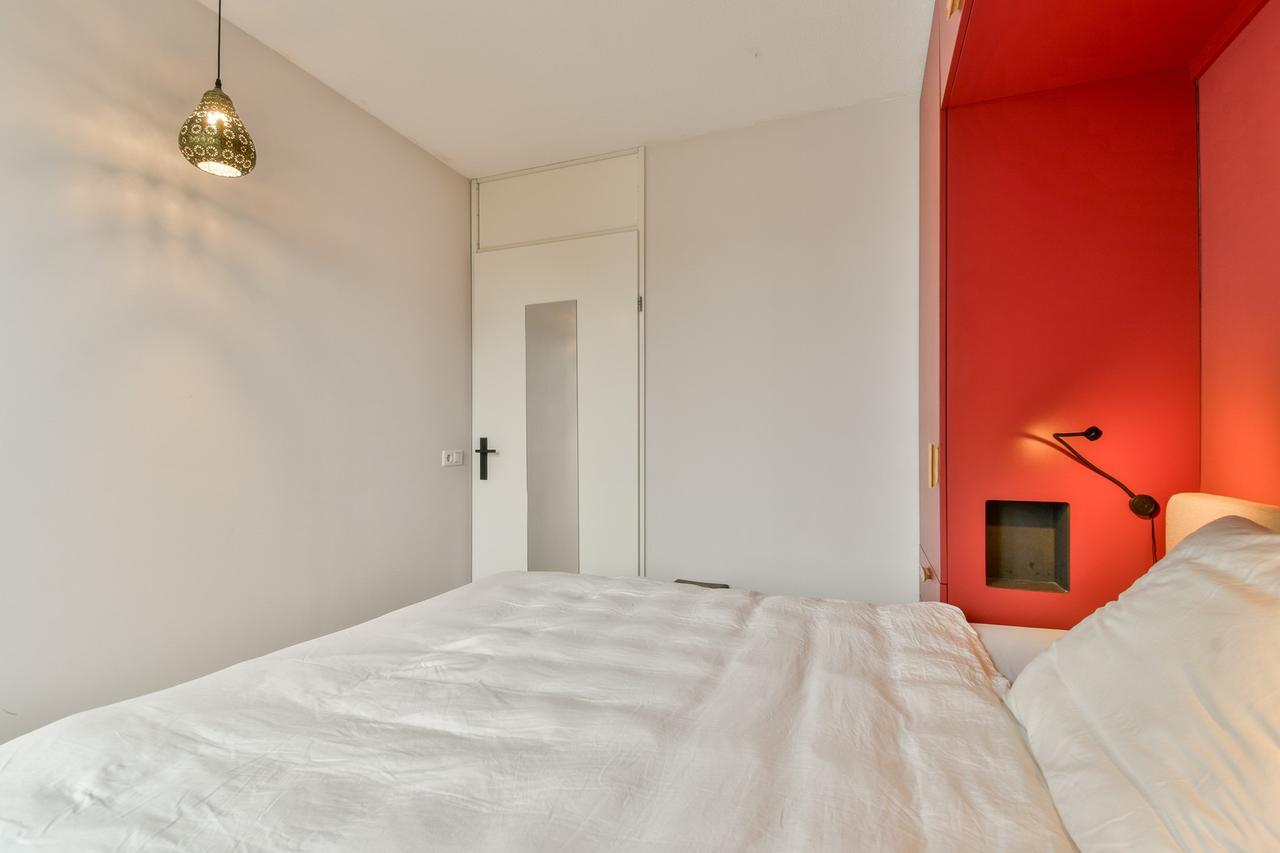 108 m² with balcony on Cruquiuskade - Image 11