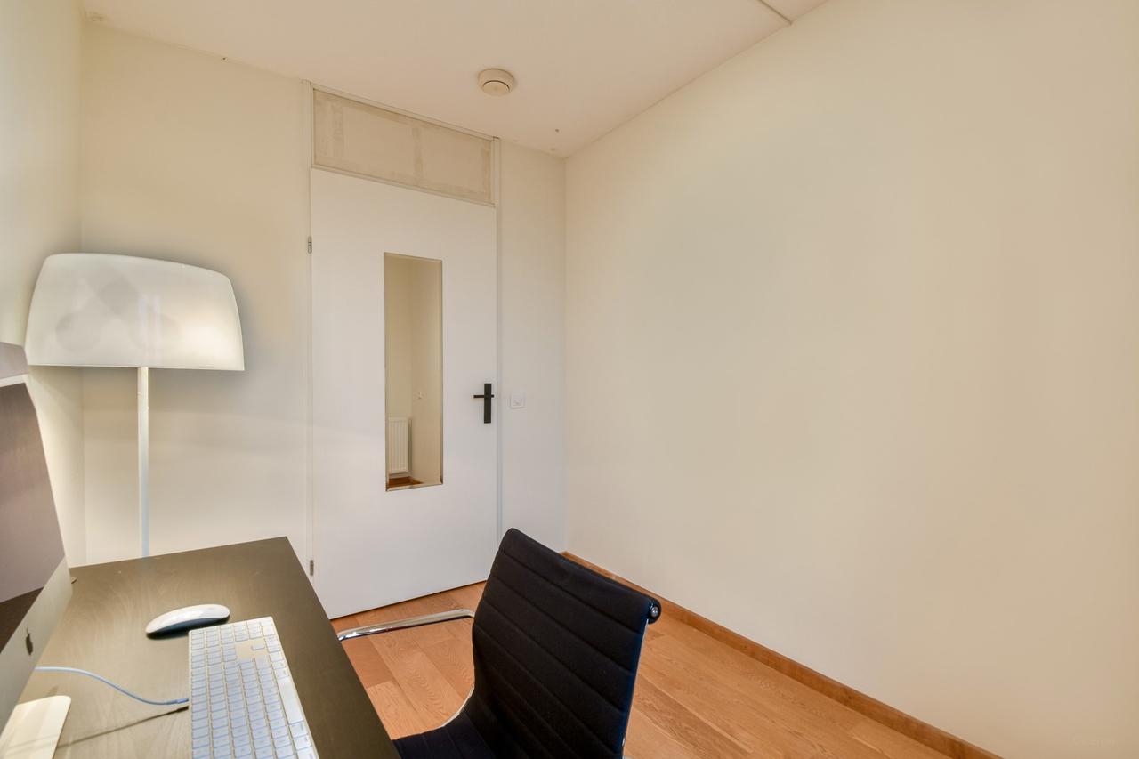 108 m² with balcony on Cruquiuskade - Image 13