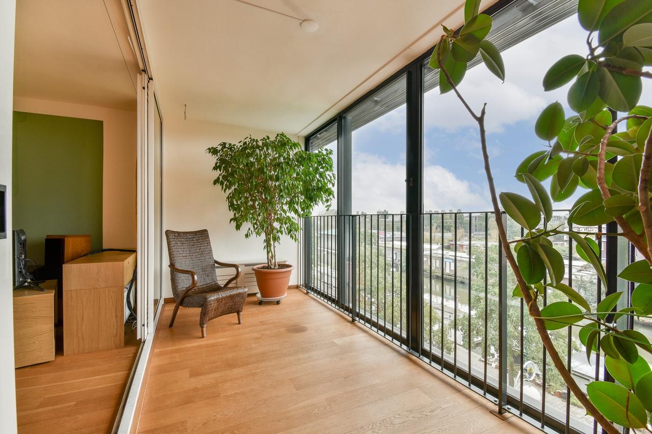 108 m² with balcony on Cruquiuskade - Image 16