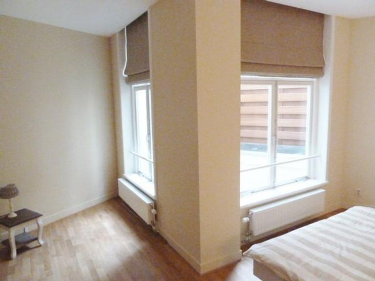 Twee slaapkamers en balkon aan de Plaats - Afbeelding 6