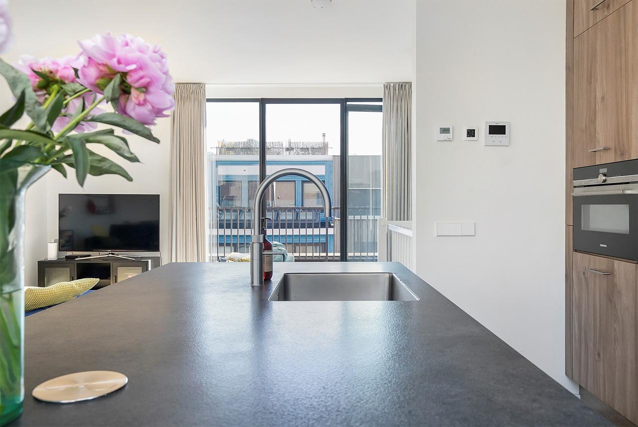 125 m² with rooftop terrace and private parking - Image 10