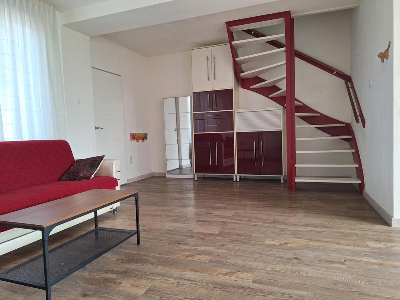 127 m² with garden and solar panels - Image 6