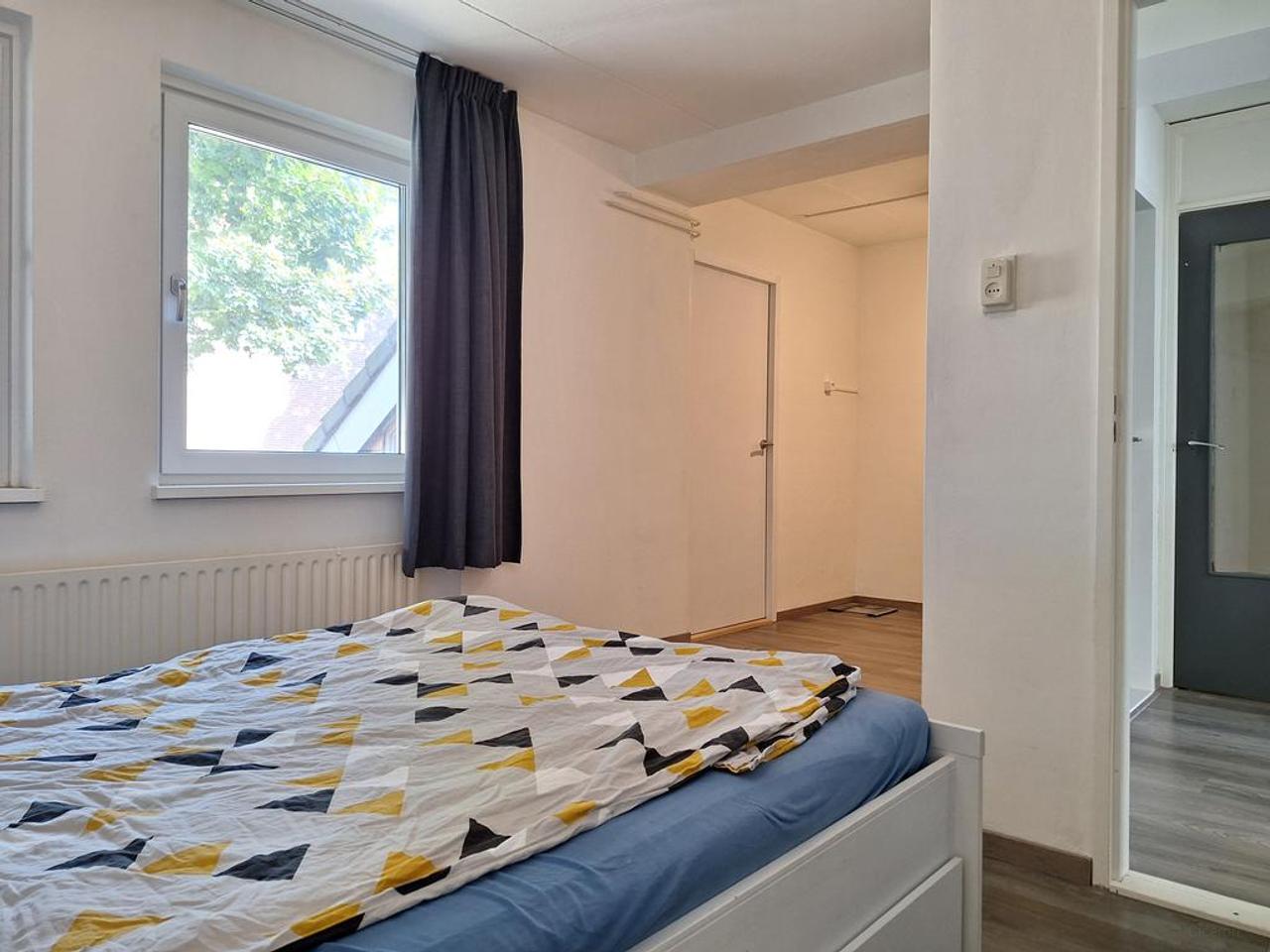 127 m² with garden and solar panels - Image 27