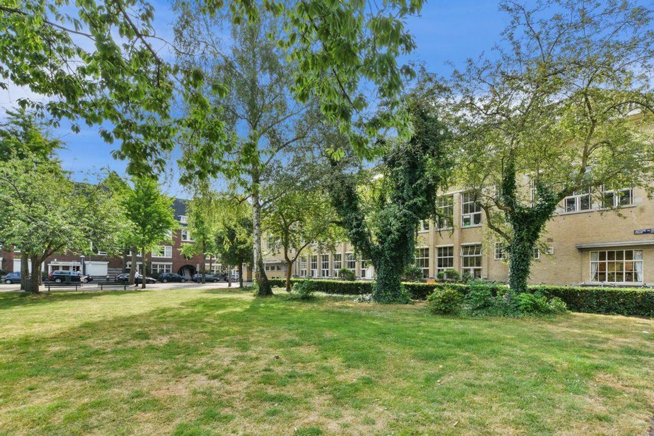 Long-term rental in Amsterdam's Apollobuurt - Image 25