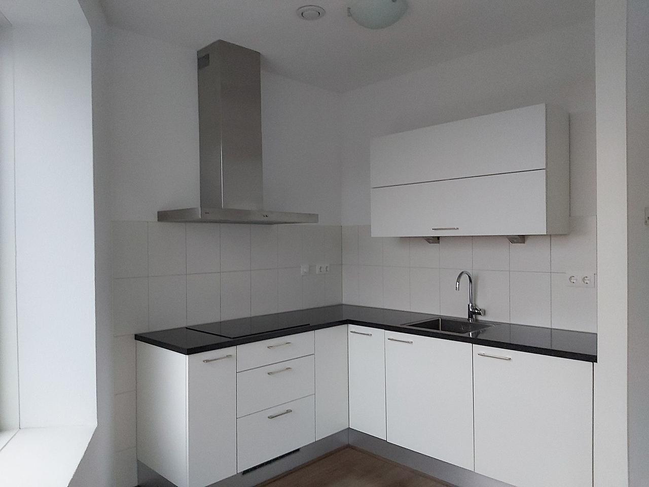 61 m² with Two Bedrooms and Loggia - Image 6