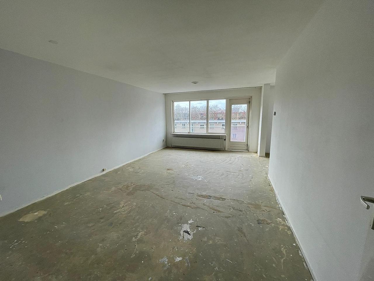 87 m² with balcony in Buitenveldert - Image 2