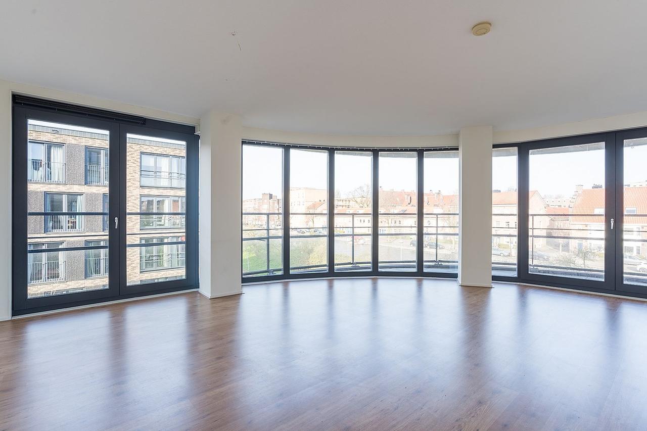 41 m² living room and balcony in Frankendael - Image 4