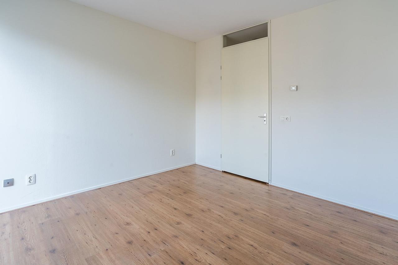 41 m² living room and balcony in Frankendael - Image 8